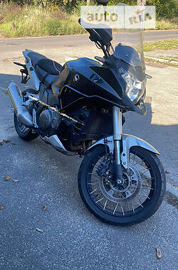 Мотоцикл Туризм Honda VFR 1200F 2010 в Киеве