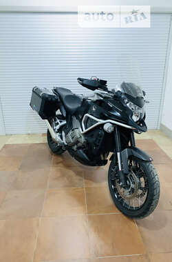 Мотоцикл Позашляховий (Enduro) Honda VFR 1200F 2013 в Києві