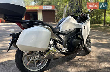 Мотоцикл Спорт-туризм Honda VFR 1200F 2011 в Черкассах