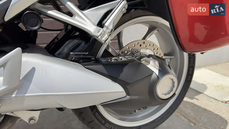 Мотоцикл Спорт-туризм Honda VFR 1200F 2011 в Одесі