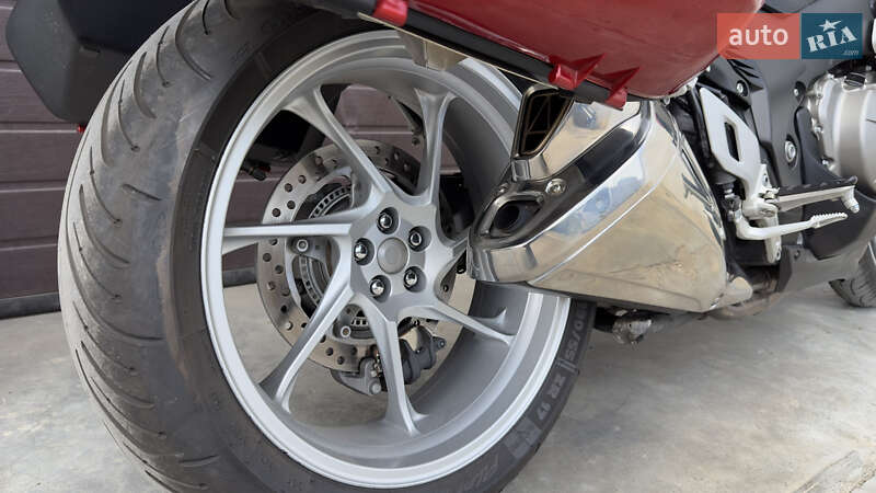 Мотоцикл Спорт-туризм Honda VFR 1200F 2011 в Одесі