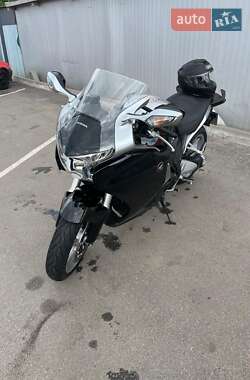 Мотоцикл Круізер Honda VFR 1200F 2015 в Харкові