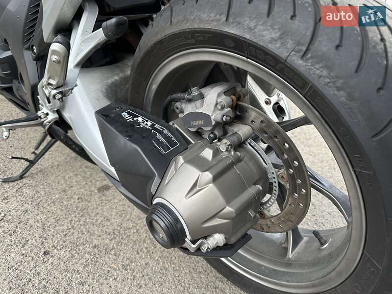 Мотоцикл Спорт-туризм Honda VFR 1200F 2010 в Кривом Роге