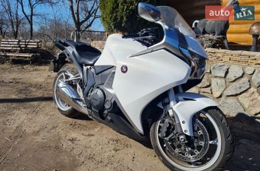 Грузовые мотороллеры, мотоциклы, скутеры, мопеды Honda VFR 1200F 2010 в Кременчуге