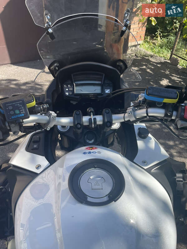 Мотоцикл Туризм Honda VFR 1200X Crosstourer 2013 в Ивано-Франковске фото 29 Мотоцикл Туризм Honda VFR 1200X Crosstourer 2013 в Ивано-Франковске