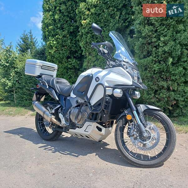 Мотоцикл Спорт-туризм Honda VFR 1200X Crosstourer 2014 в Переяславе
