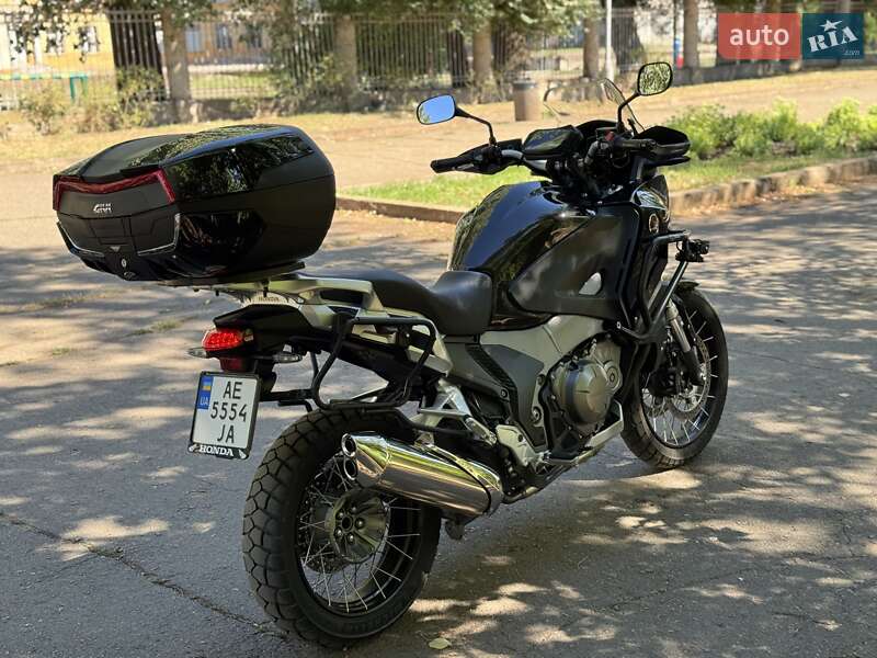 Мотоцикл Туризм Honda VFR 1200X Crosstourer 2012 в Кривом Роге фото 3 Мотоцикл Туризм Honda VFR 1200X Crosstourer 2012 в Кривом Роге