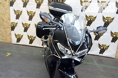 Мотоцикл Спорт-туризм Honda VFR 800 2015 в Киеве