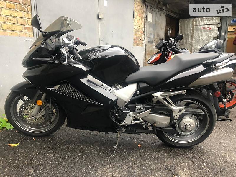 Мотоцикл Спорт-туризм Honda VFR 800 2006 в Киеве