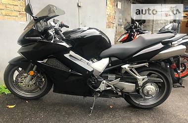 Мотоцикл Спорт-туризм Honda VFR 800 2006 в Киеве