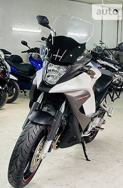 Мотоцикл Спорт-туризм Honda VFR 800 2013 в Одессе