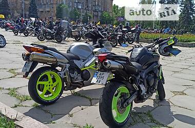 Мотоцикл Спорт-туризм Honda VFR 800 2004 в Запорожье