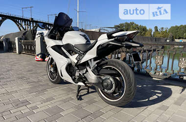 Мотоцикл Спорт-туризм Honda VFR 800 2014 в Днепре