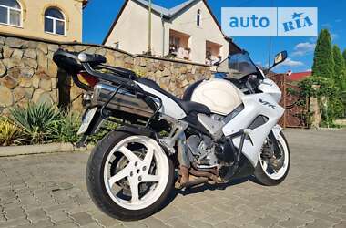 Мотоцикл Спорт-туризм Honda VFR 800 2008 в Ужгороді