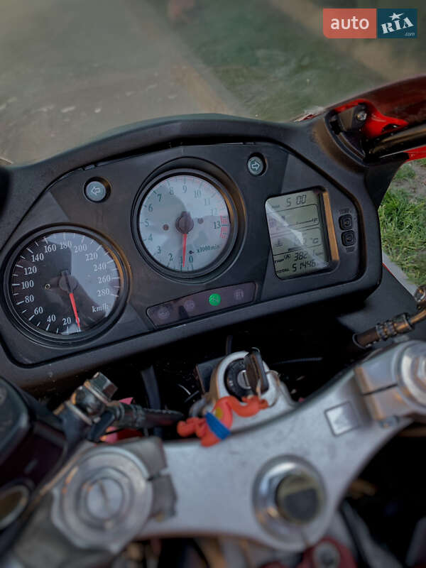 Мотоцикл Спорт-туризм Honda VFR 800F Interceptor 1999 в Львові