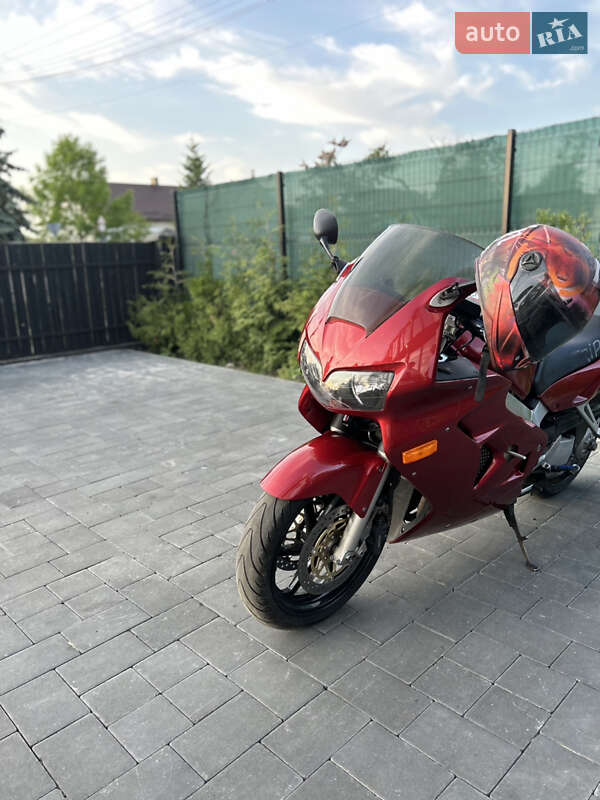 Мотоцикл Спорт-туризм Honda VFR 800F Interceptor 1999 в Львові