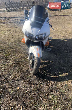 Мотоцикл Спорт-туризм Honda VFR 800F Interceptor 1999 в 
