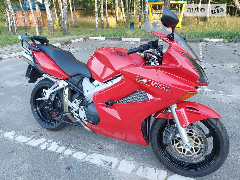 Спортбайк Honda VFR 800F Interceptor 2002 в Вишгороді