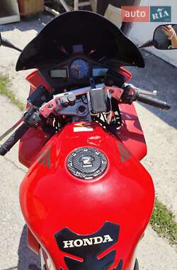 Мотоцикл Спорт-туризм Honda VFR 800F Interceptor 2003 в Кам'янець-Подільському