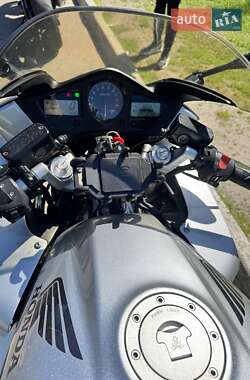 Мотоцикл Спорт-туризм Honda VFR 800F Interceptor 2004 в 