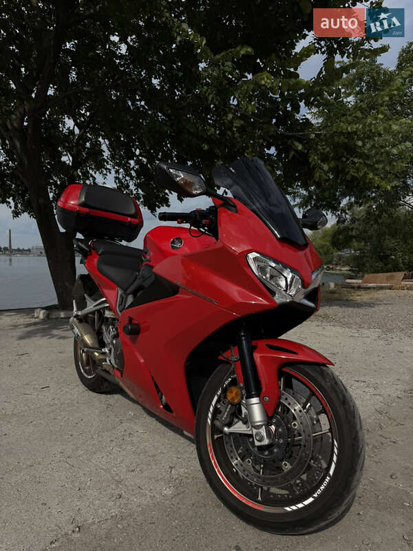 Мотоцикл Спорт-туризм Honda VFR 800F Interceptor 2014 в Дніпрі
