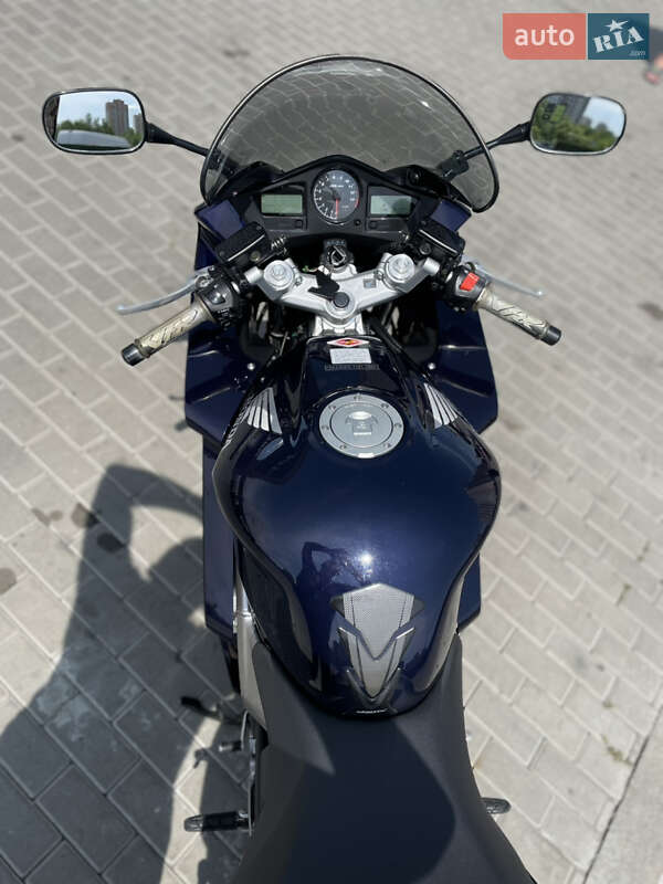 Мотоцикл Спорт-туризм Honda VFR 800F Interceptor 2003 в Києві