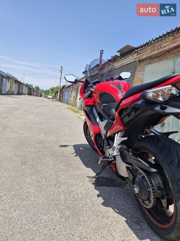 Мотоцикл Спорт-туризм Honda VFR 800F Interceptor 2015 в Вінниці