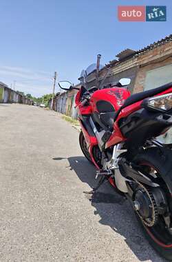 Мотоцикл Спорт-туризм Honda VFR 800F Interceptor 2015 в 
