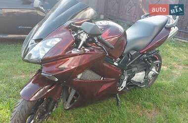 Мотоцикл Спорт-туризм Honda VFR 800F Interceptor 2003 в 