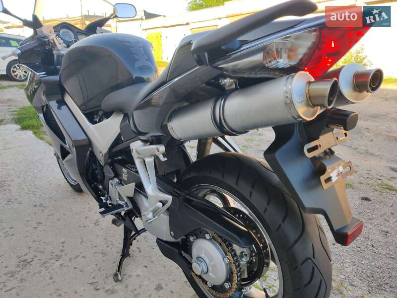 Мотоцикл Спорт-туризм Honda VFR 800F Interceptor 2008 в Кременчуці