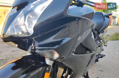 Мотоцикл Спорт-туризм Honda VFR 800F Interceptor 2008 в 
