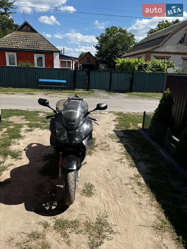 Мотоцикл Спорт-туризм Honda VFR 800F Interceptor 2008 в Лохвиці фото 5 Мотоцикл Спорт-туризм Honda VFR 800F Interceptor 2008 в Лохвиці