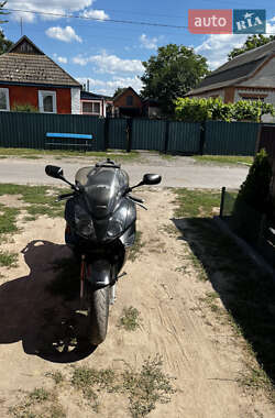 Мотоцикл Спорт-туризм Honda VFR 800F Interceptor 2008 в 