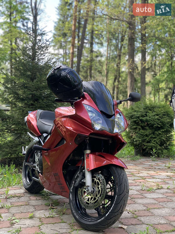 Honda VFR 800F Interceptor 2002