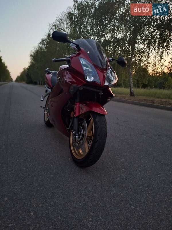 Мотоцикл Спорт-туризм Honda VFR 800F Interceptor 2012 в Запорожье