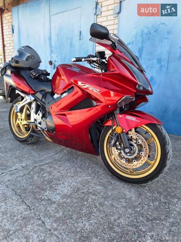 Мотоцикл Спорт-туризм Honda VFR 800F Interceptor 2012 в Запорожье