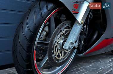 Мотоцикл Спорт-туризм Honda VFR 800F Interceptor 2006 в 