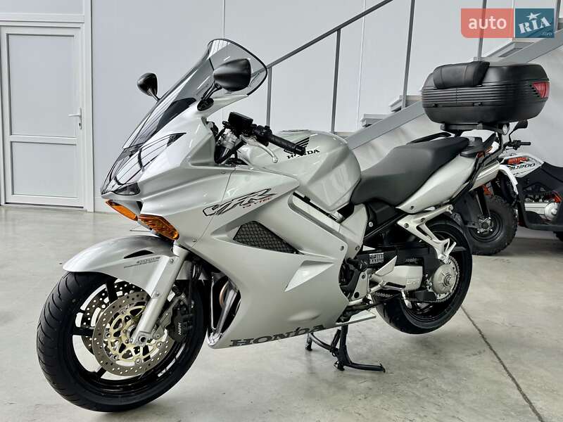 Мотоцикл Спорт-туризм Honda VFR 800F Interceptor 2003 в Хмельницькому