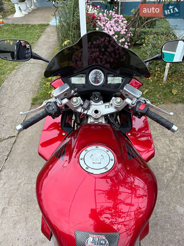 Мотоцикл Спорт-туризм Honda VFR 800F Interceptor 2006 в Кельменцах фото 7 Мотоцикл Спорт-туризм Honda VFR 800F Interceptor 2006 в Кельменцах