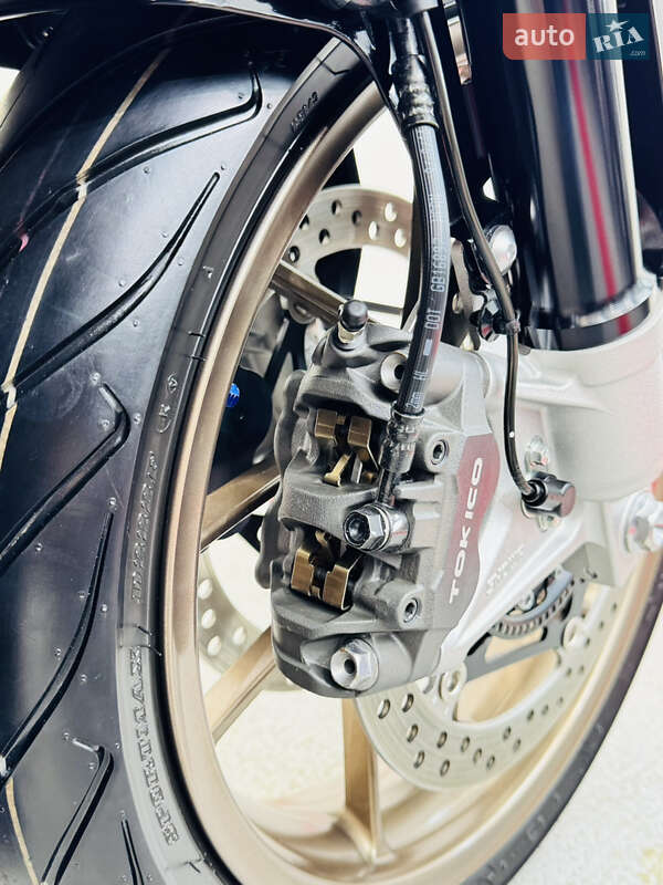 Спортбайк Honda VFR 800F Interceptor 2014 в Одессе фото 14 Спортбайк Honda VFR 800F Interceptor 2014 в Одессе