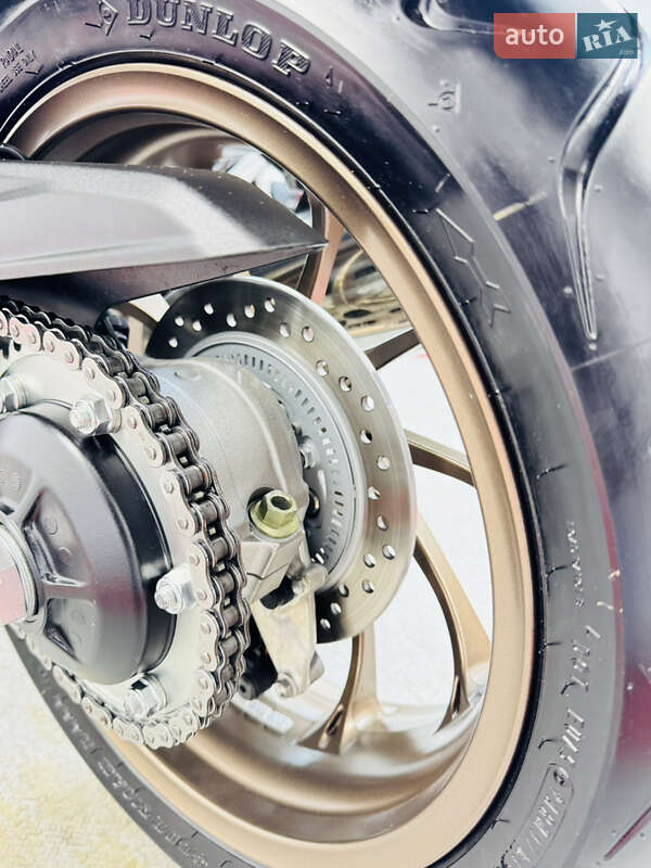 Спортбайк Honda VFR 800F Interceptor 2014 в Одессе фото 23 Спортбайк Honda VFR 800F Interceptor 2014 в Одессе