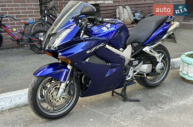 Мотоцикл Спорт-туризм Honda VFR 800F Interceptor 2004 в Києві