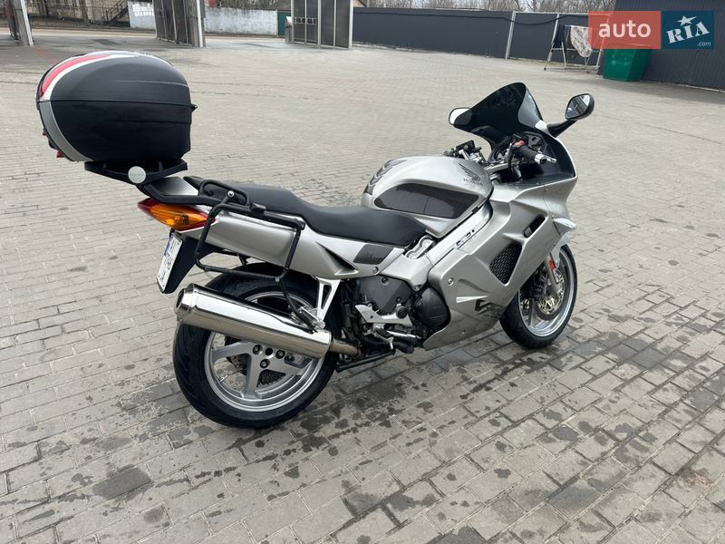 Honda VFR 800F Interceptor 1998