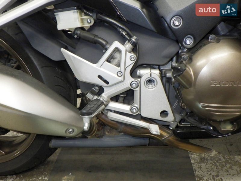 Мотоцикл Спорт-туризм Honda VFR 800F Interceptor 2017 в Смеле фото 5 Мотоцикл Спорт-туризм Honda VFR 800F Interceptor 2017 в Смеле