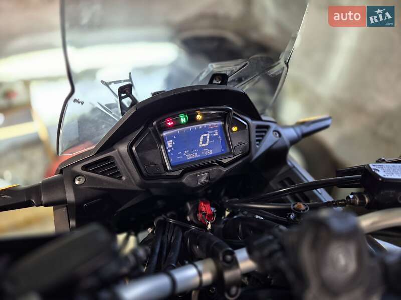 Мотоцикл Многоцелевой (All-round) Honda VFR 800X Crossrunner 2015 в Кривом Роге фото 5 Мотоцикл Многоцелевой (All-round) Honda VFR 800X Crossrunner 2015 в Кривом Роге