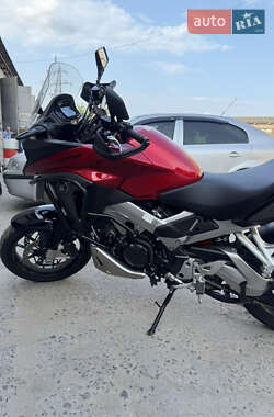 Мотоцикл Спорт-туризм Honda VFR 800X Crossrunner 2016 в 