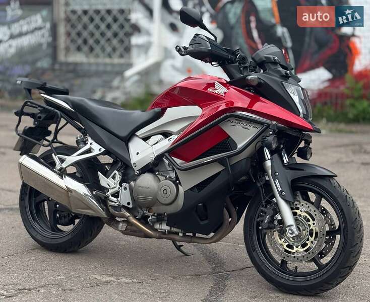 Мотоцикл Спорт-туризм Honda VFR 800X Crossrunner 2012 в 