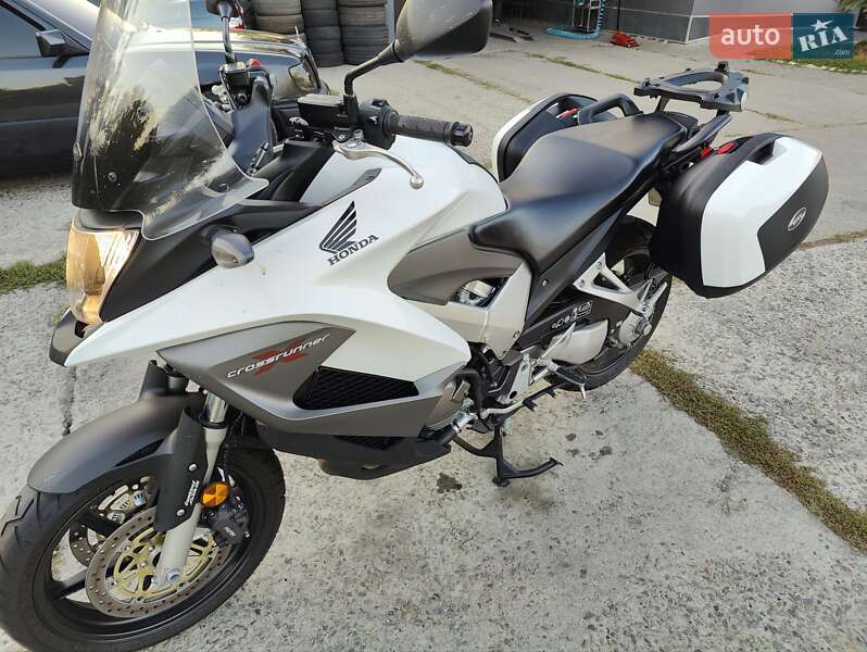 Мотоцикл Спорт-туризм Honda VFR 800X Crossrunner 2012 в Харкові фото 15 Мотоцикл Спорт-туризм Honda VFR 800X Crossrunner 2012 в Харкові