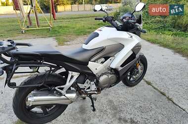 Мотоцикл Спорт-туризм Honda VFR 800X Crossrunner 2012 в 