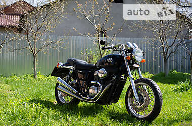 Мотоцикл Классик Honda VRX 400 Roadster 1995 в 